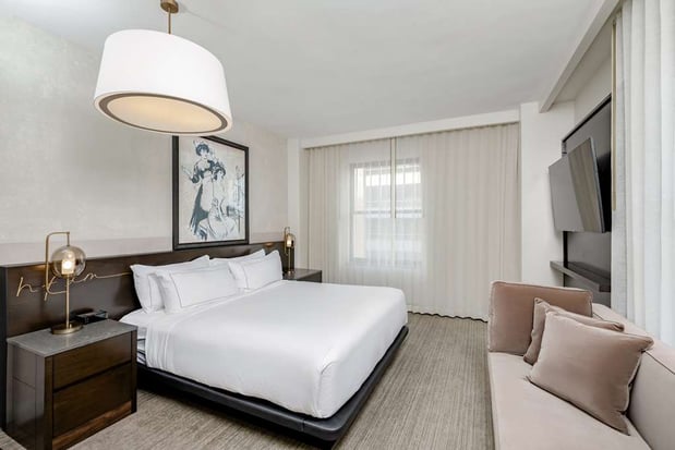 Images Hotel Fort Des Moines, Curio Collection by Hilton