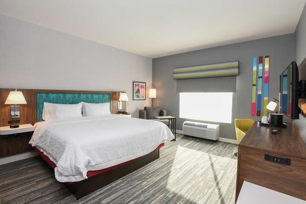 Images Hampton Inn & Suites Cincinnati Liberty Township
