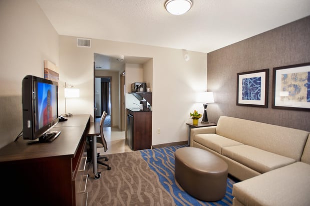 Images Holiday Inn Express & Suites Dayton South - I-675 by IHG