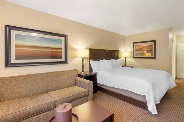 Images Best Western Plus CottonTree Inn