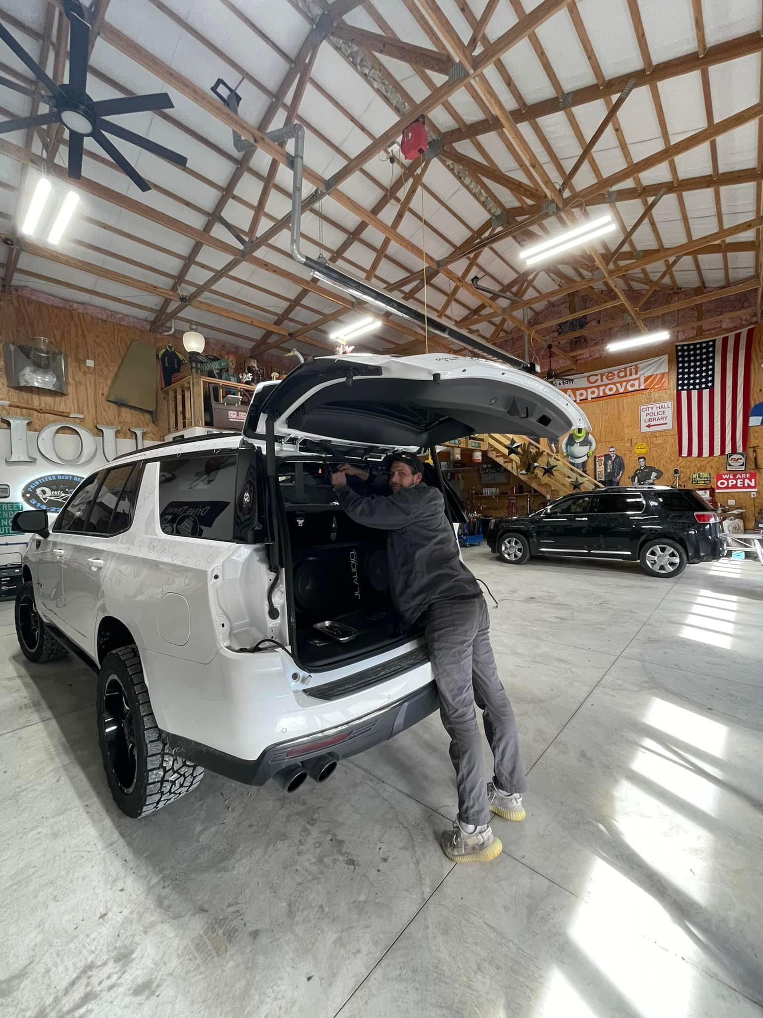 Door ding repair Fenton MO
Door dings happen, but at Dents R Us in Fenton, MO, we make them disappear. Our door ding repair services are quick, affordable, and flawless. No matter how big or small the ding, we fix them all and ensure your vehicle looks perfect again!