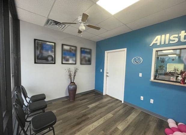 Images Jason Lee: Allstate Insurance