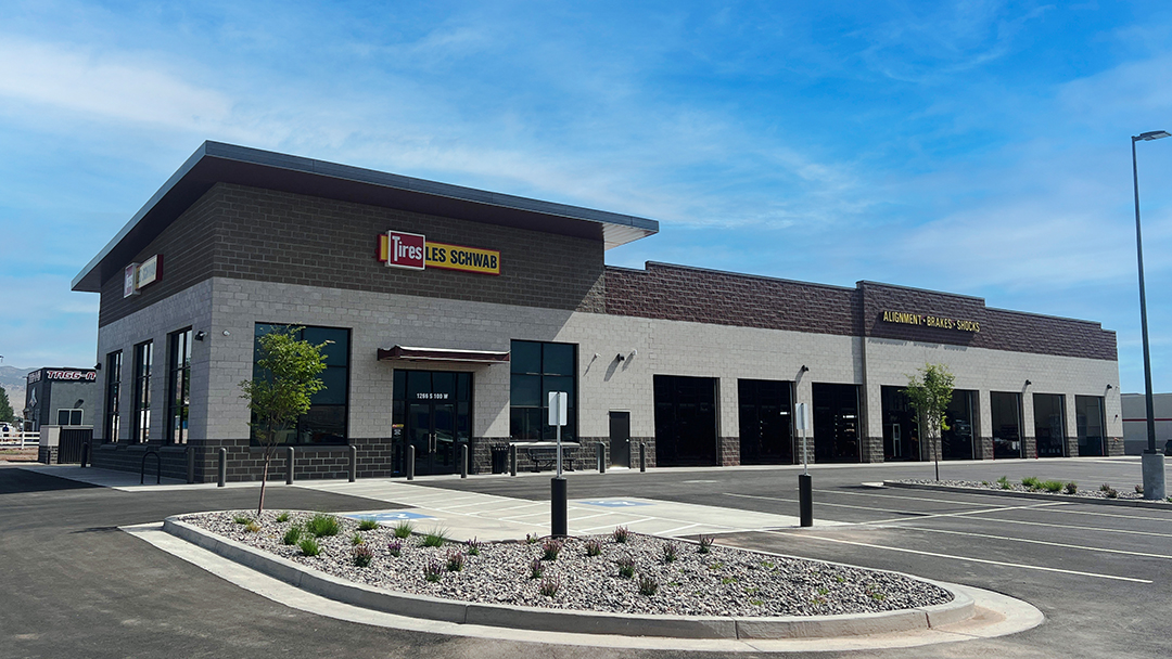 Les Schwab Tire Center