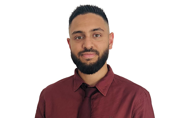 Mikhieal Hadad, Ophthalmic Director in our Armthorpe store