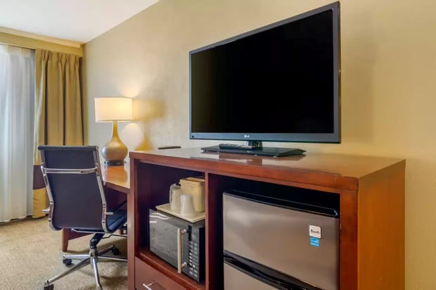 Images Holiday Inn Express Denver Central - North by IHG