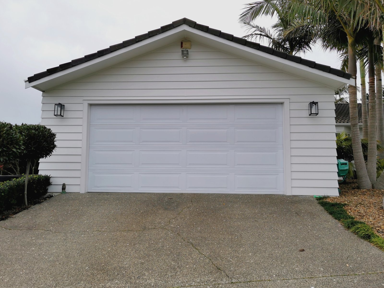 Raymond Garage Door