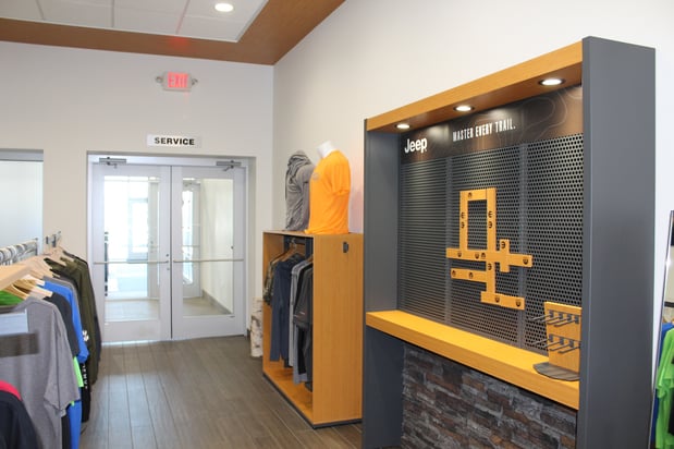 Images Russ Darrow Chrysler, Dodge, Jeep, RAM of Milwaukee Parts Department