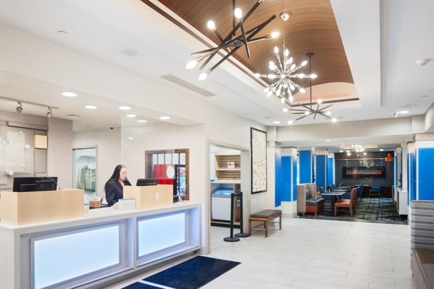 Images Holiday Inn Express & Suites Stroudsburg-Poconos by IHG