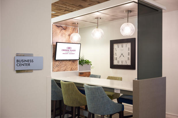 Images Crowne Plaza Melbourne-Oceanfront by IHG