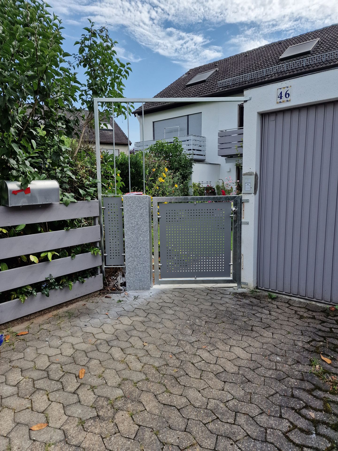 Schlosserei Ott Metallbau Schlüsseldienst GmbH, Schulstr. 15 in Zirndorf