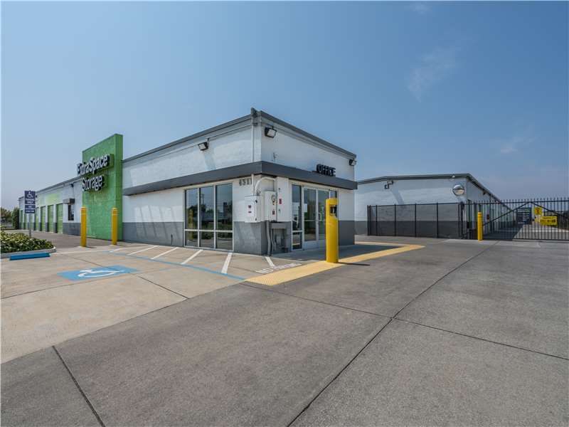 Beauty Image - Extra Space Storage at 4311 Sonoma Blvd, Vallejo, CA 94589