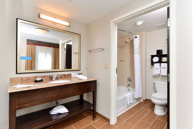 Images Hampton Inn & Suites California University-Pittsburgh