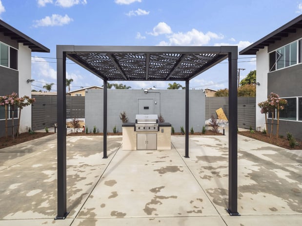 Images Charle Square Apartments