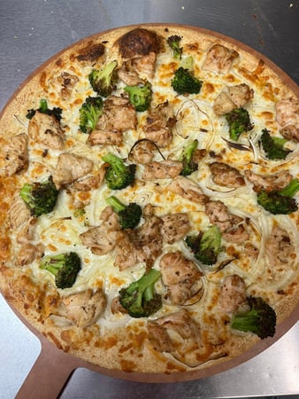 Images Townline Pizzeria Seafood/Harrison's Roast Beef