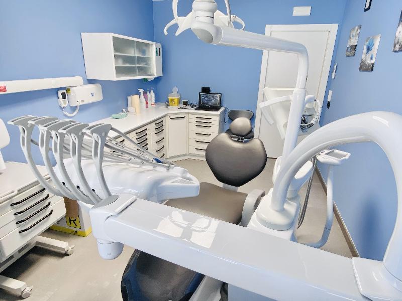 Images Centro Odontoiatrico Dr. Barbacovi