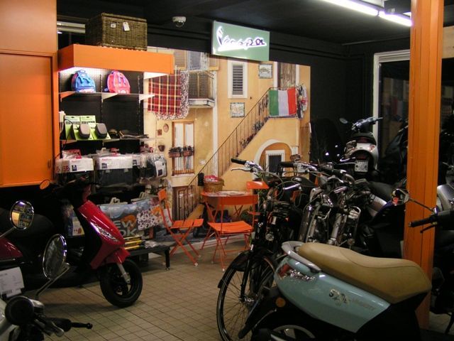 Foto's Willy's Bikeshop Fietsen - Scooters - Tweewielers
