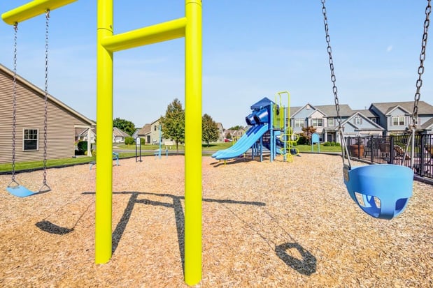 Images Saratoga Crossing Apartments & Townhomes