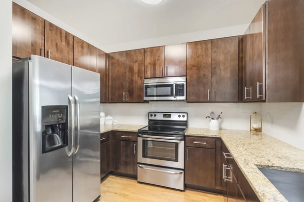 Images Avant at the Arboretum Apartments
