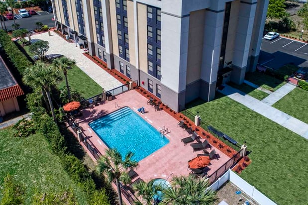 Images Hampton Inn Orlando-Maingate South