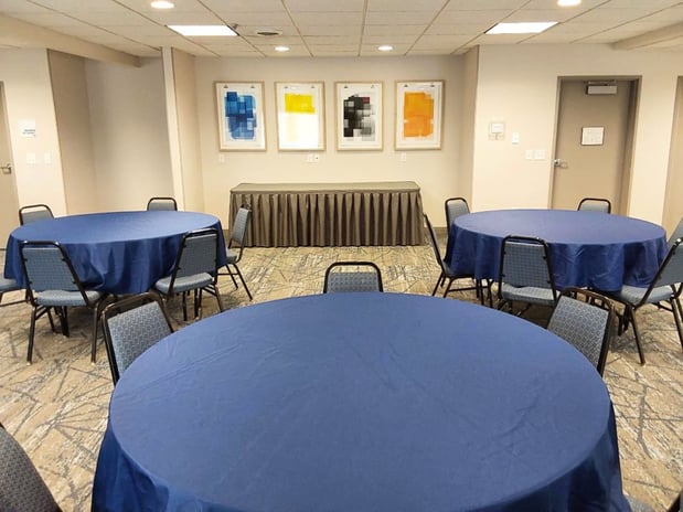 Images Holiday Inn Express & Suites Antigo by IHG