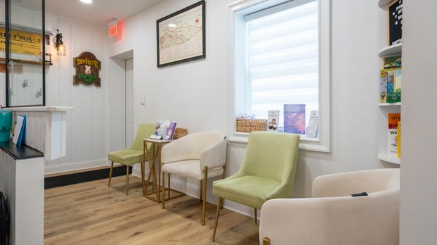 Images Joseph B. Pantaleo, DDS