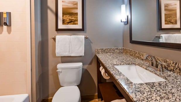 Images Best Western Plus Overland Inn