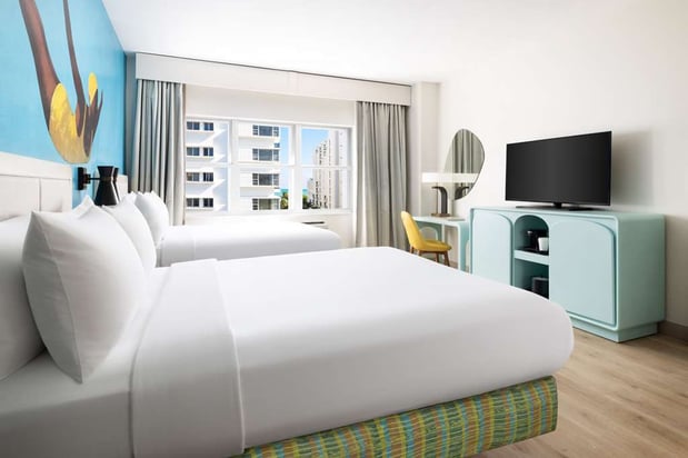 Images Hotel Continental Miami Beach, Tapestry Collection by Hilton