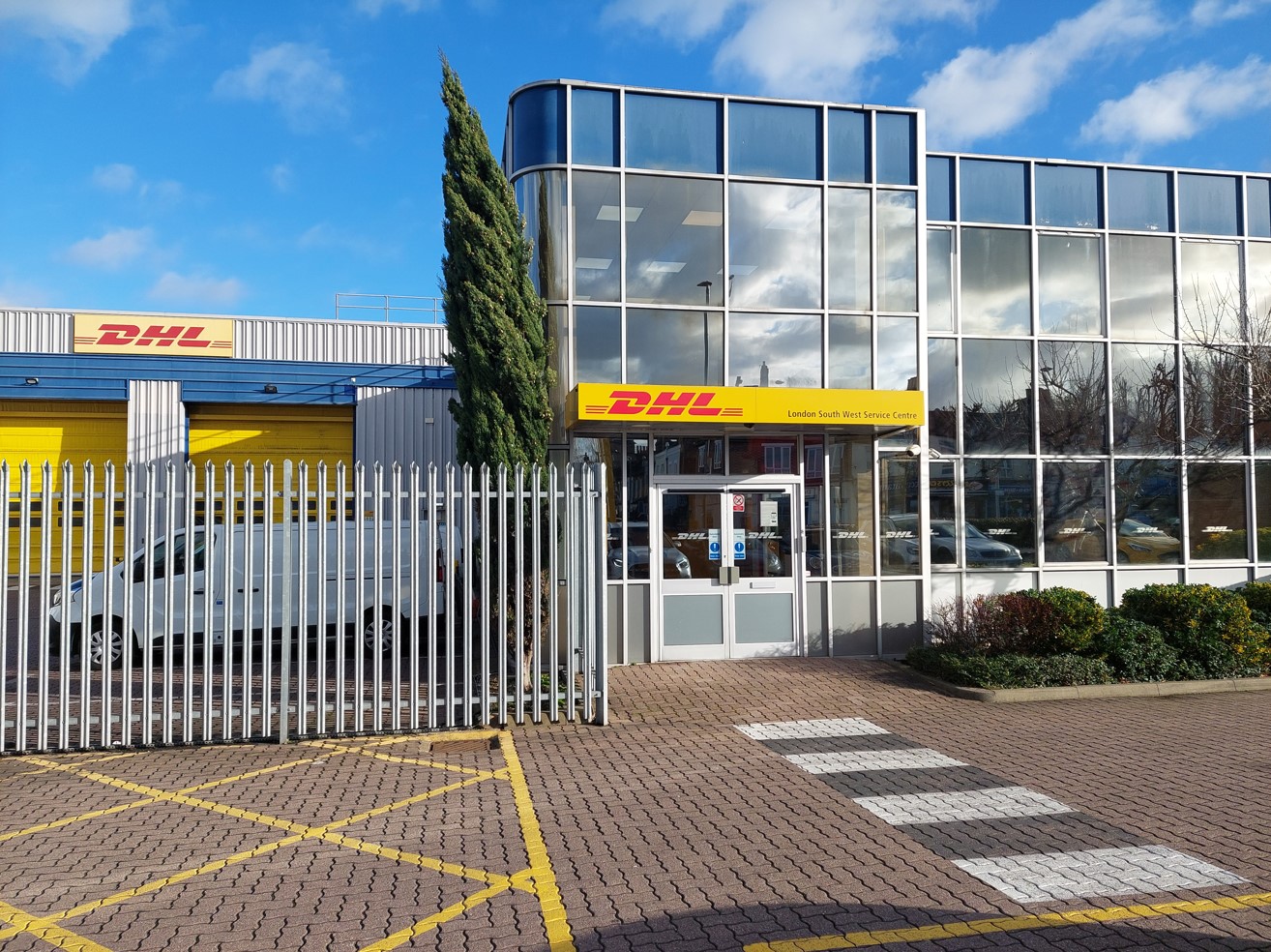 Images DHL Express London South West