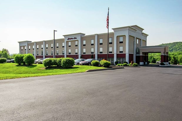 Images Hampton Inn Pine Grove