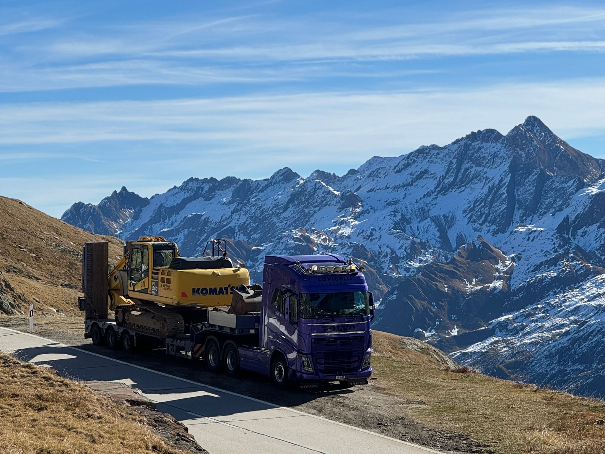 Bilder V & F Cavigelli Transporte AG