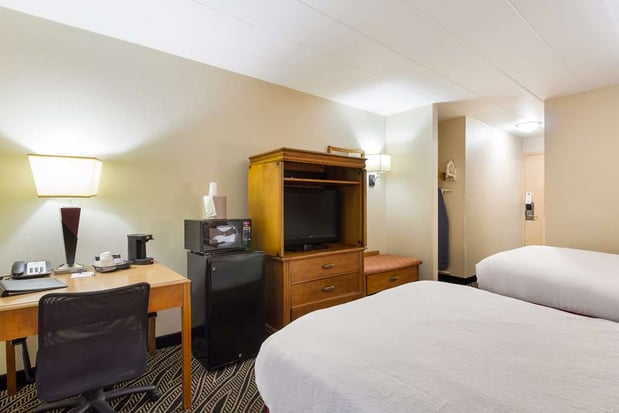 Images Best Western Braddock Inn