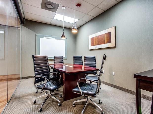 Images Lucid Private Offices Plano - Preston Road