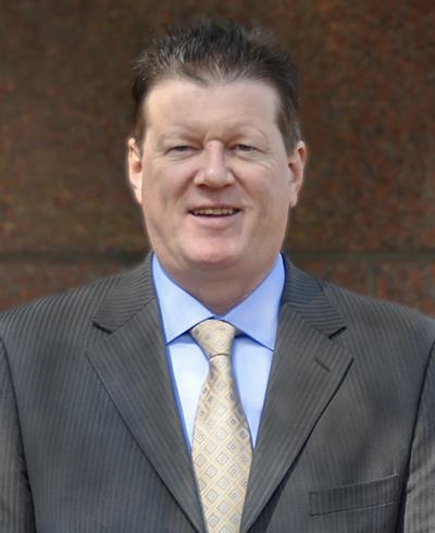 Images Oliver Brady - Private Wealth Advisor, Ameriprise Financial Services, LLC