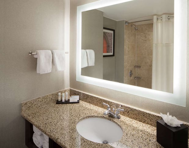 Images Embassy Suites by Hilton Philadelphia Airport