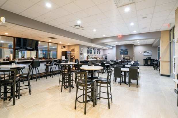 Images Holiday Inn Murfreesboro by IHG