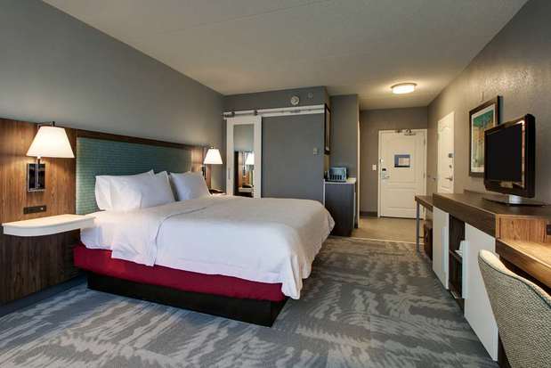 Images Hampton Inn & Suites Chicago/Aurora