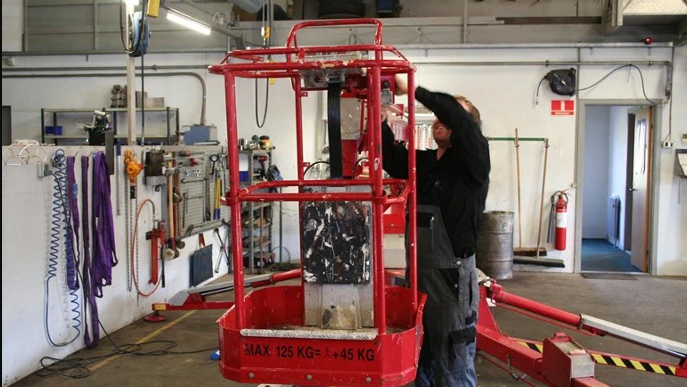 Images Omme Lift A/S