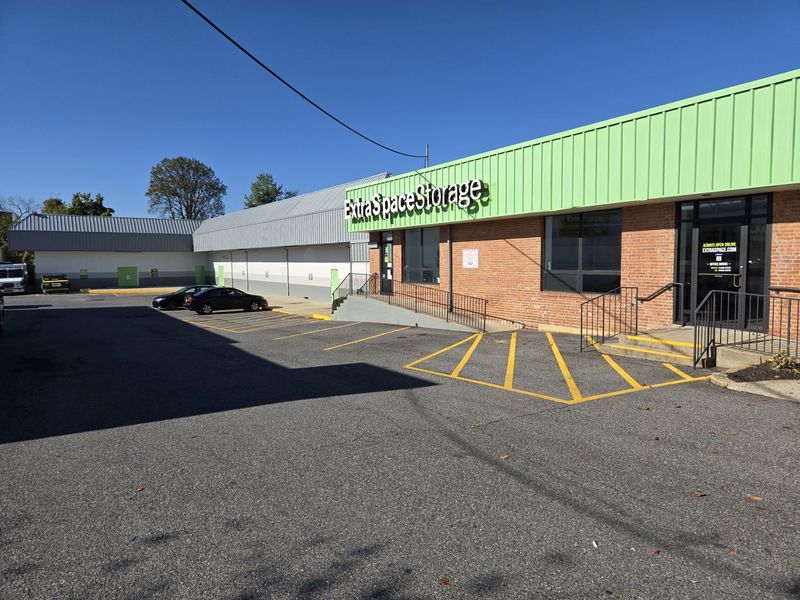 Images Extra Space Storage