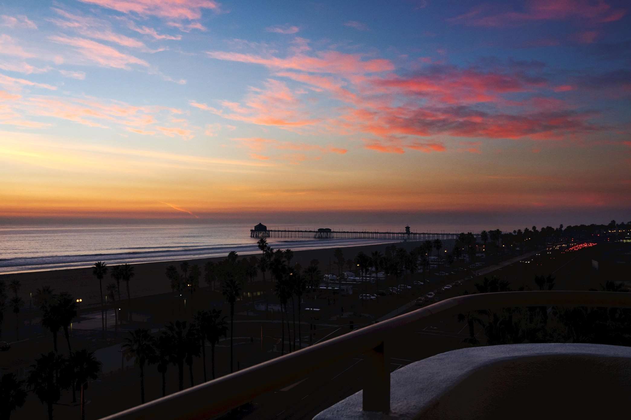 Hotel deals near huntington beach