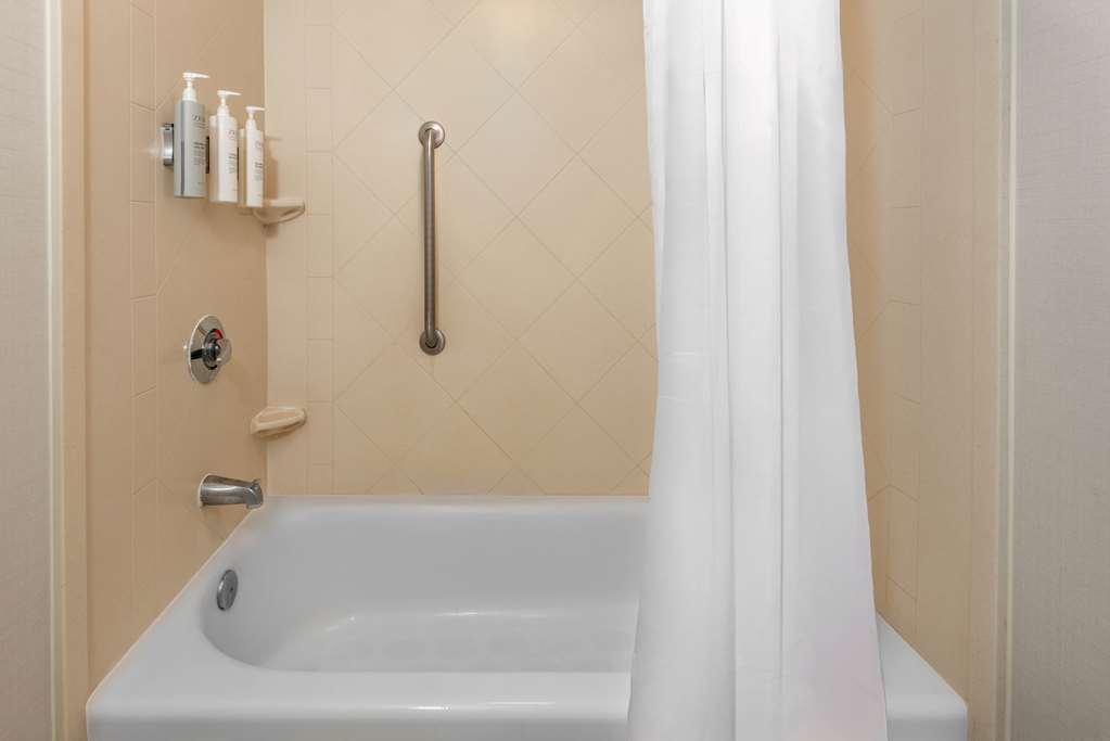 Homewood Suites by Hilton Tampa Airport - Westshore