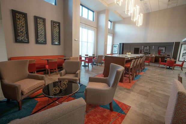 Images Hampton Inn & Suites Oklahoma City/Quail Springs