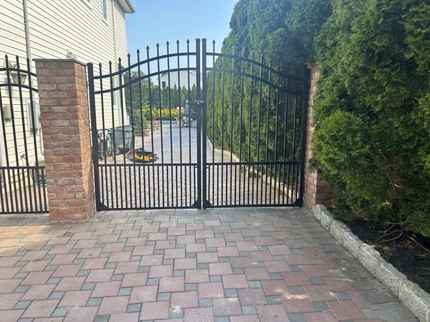 Images Superior Fence & Rail