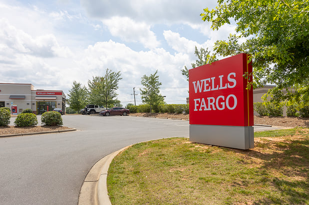 Images Wells Fargo Bank