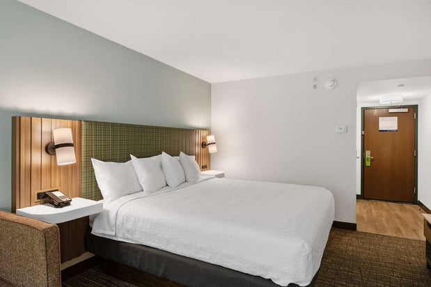 Images Hampton Inn & Suites Lake George