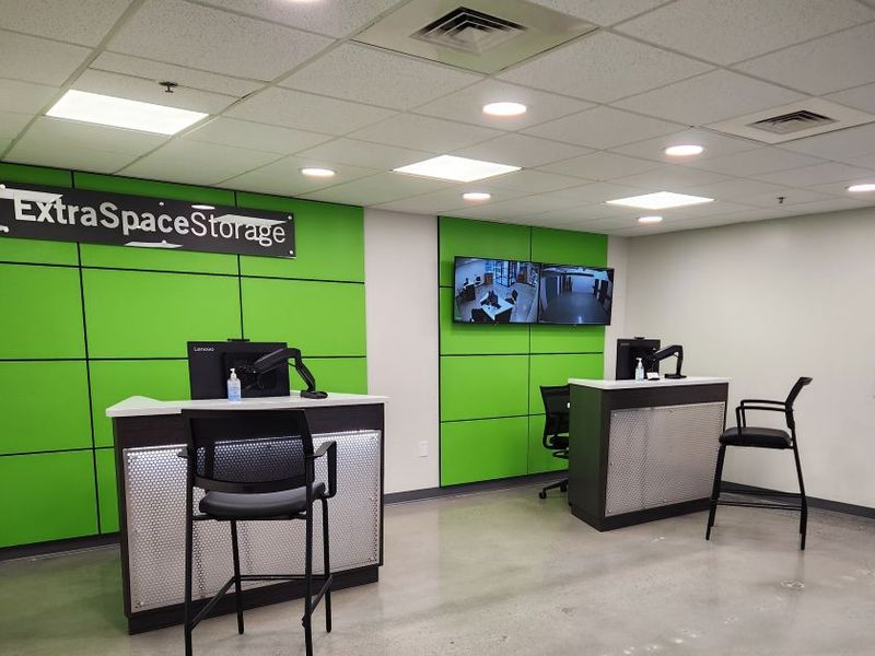 Images Extra Space Storage