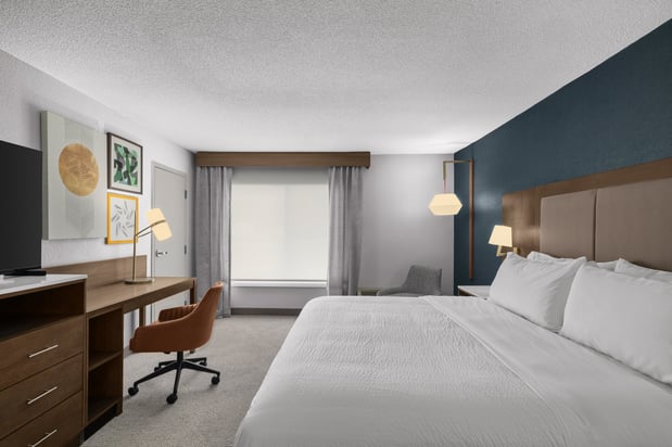 Images Holiday Inn Coralville - Iowa City by IHG
