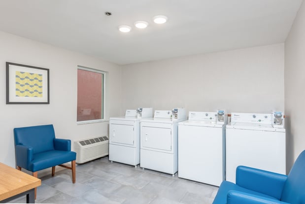 Images Holiday Inn Express & Suites Bradenton West by IHG