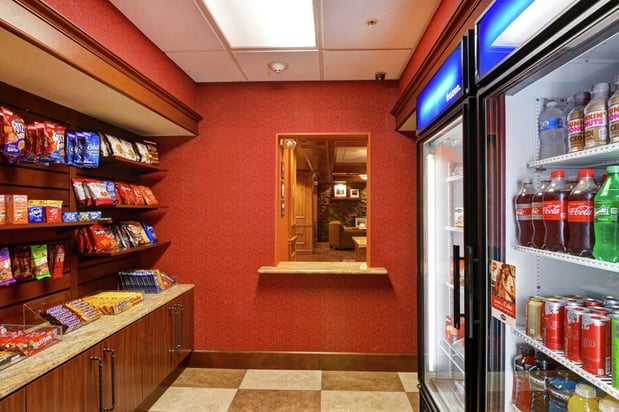 Images Hampton Inn & Suites New Hartford
