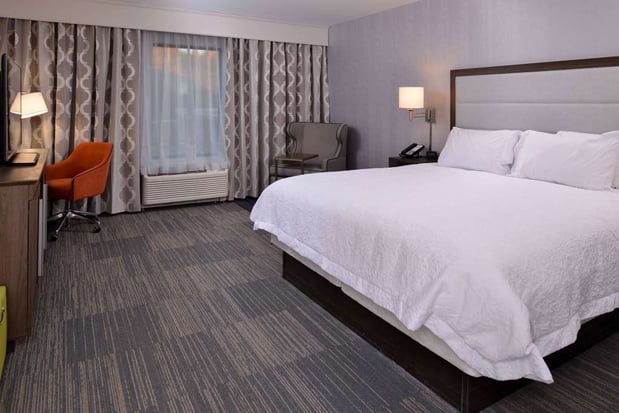 Images Hampton Inn & Suites Albany-East Greenbush