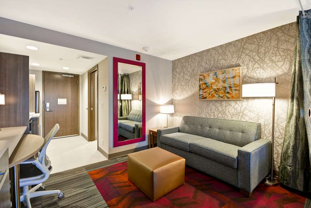 Guest room